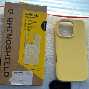 Rhinoshield iphone 16 Pro Yellow Phone Case